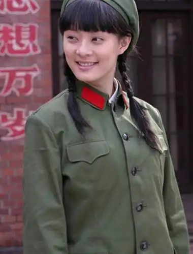 【图】欣赏孙俪幸福像花儿一样军装照 太帅气超哥自称军嫂