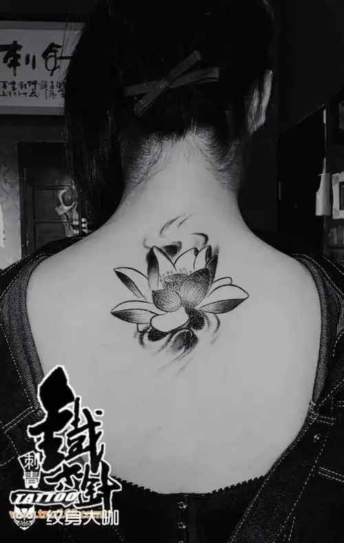 莲花纹身