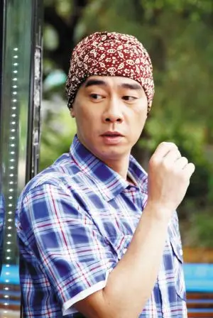 陈小春:说普通话让人痛苦 正与应采儿积极造人