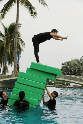 高能少年团水上运动会王俊凯刘昊然团魂燃烧