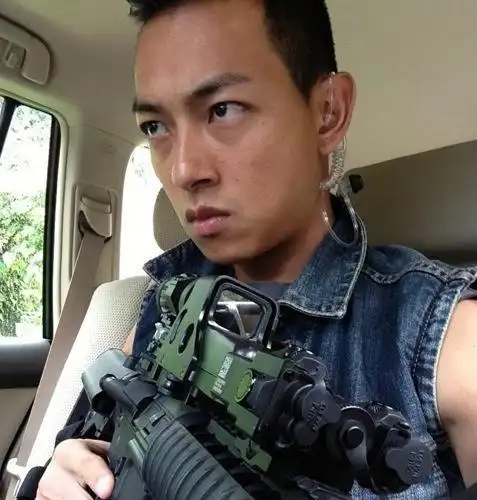 【图】揭秘梁烈唯老婆背景 曾获"飞跃进步男艺员"提名(3)_港台星闻