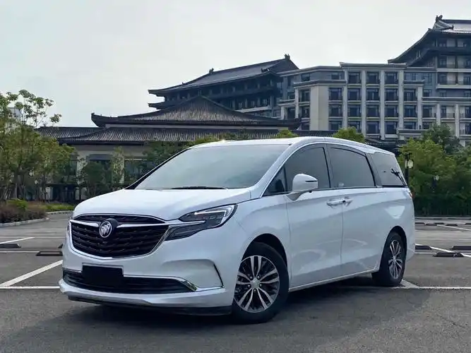 南昌2021年11月别克gl82021款es陆尊653t舒适型白色手动挡