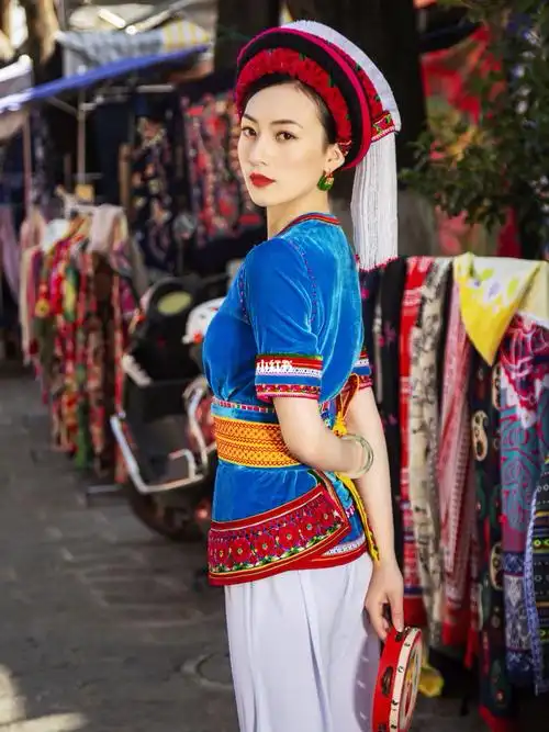 大理白族姑娘的写真太美了