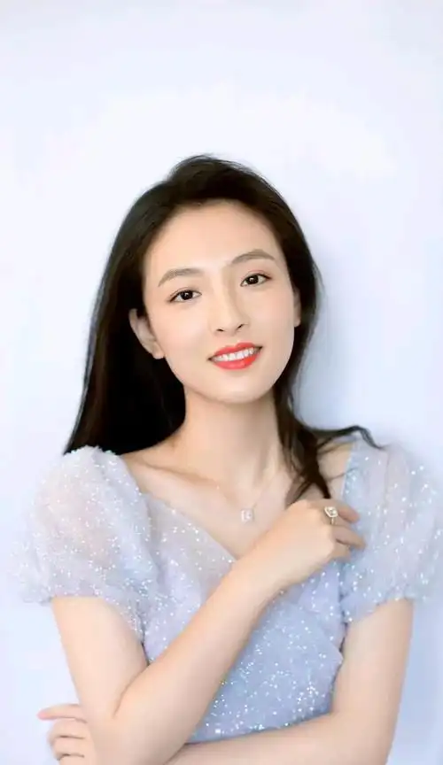 吴倩娱乐圈清纯校花代表演技可圈可点