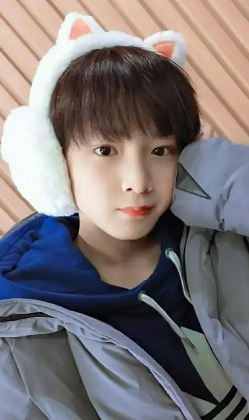 刘耀文 十八迎焰势执梦拥灿阳