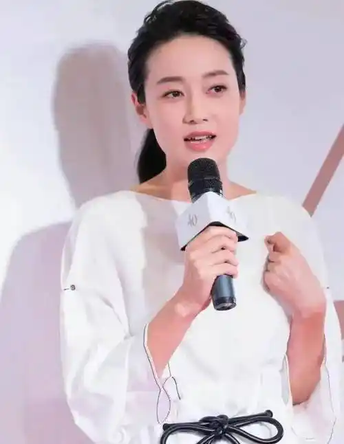 马伊琍"留长发"太惊艳了!