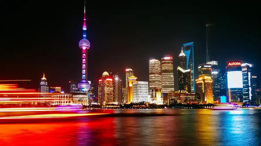 击退黑暗 最薄4g手机oppo r3夜拍上海滩