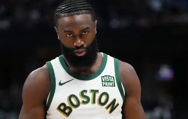 4场91个三分,凯尔特人你太狠了,改写77年nba历史第一纪录|绿军|波尔津