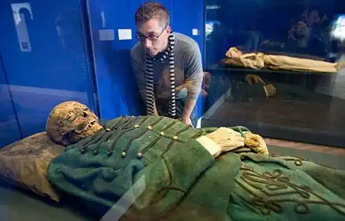 带你走入神秘金字塔的内部