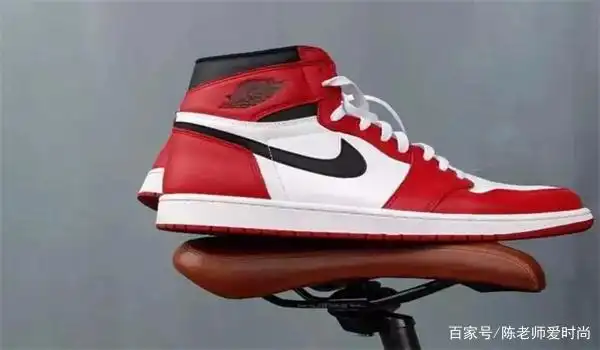 aj鞋小三角要不要剪?