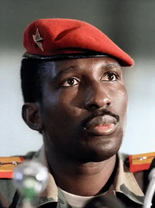 原创布基纳法索总统桑卡拉被誉为非洲切格瓦拉为何却遭战友暗杀