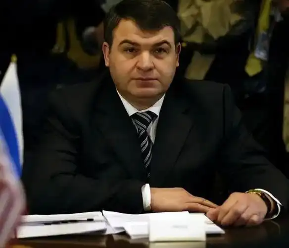 大将,40岁掌管俄军财权,帮俄军省不少钱|绍伊古|格拉西莫夫|俄罗斯