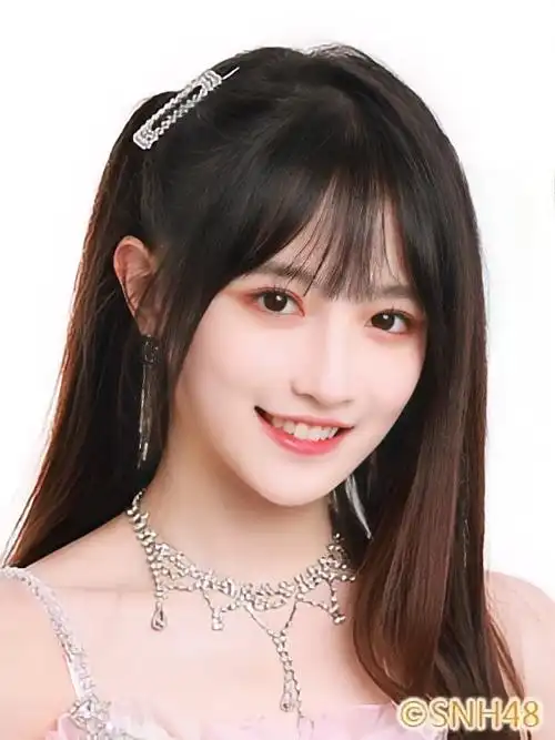 费沁源超话fqy#费沁源的一万种可能#【230829snh48官网费沁源公式照