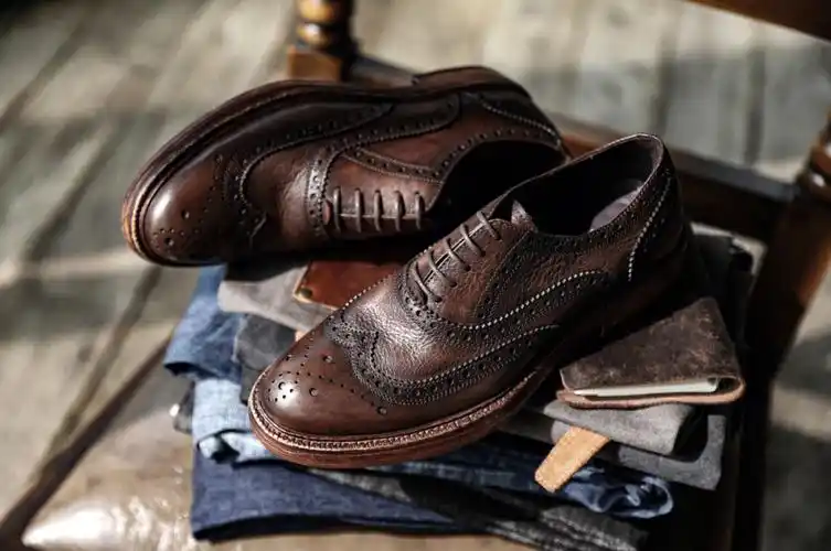 布洛克雕花复古商务休闲巴洛克男士皮鞋
