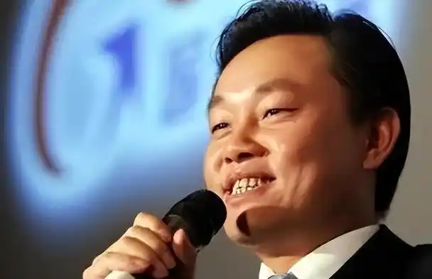 黄光裕:入狱11年,银行账户躺着225亿,出狱后过得如何?