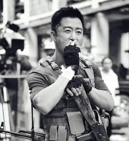 战狼2实时票房超46亿却无商标版权战狼2后续衍生品全部禁卖