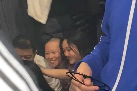 第十一回窦靖童主动要求周迅再扇几巴掌我却注意到的是周迅眼神