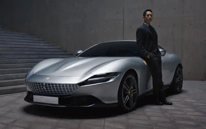 【丁海寅×法拉利】法拉利roma系列开启韩国首尔新篇章,此次拍摄