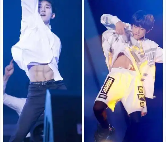 男星腹肌pk易烊千玺四块腹肌蔡徐坤掀起衣服直男看了都闭嘴