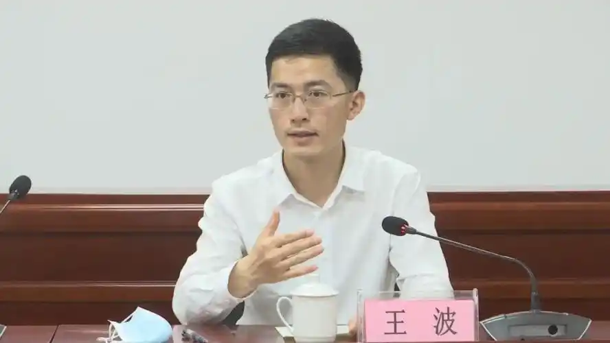 上杭县委书记开展推进居民就地就近就业工作调研