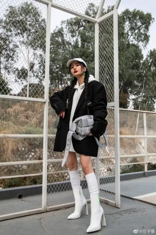 2021第一份穿搭look#私服街拍##日常穿搭##时尚穿搭