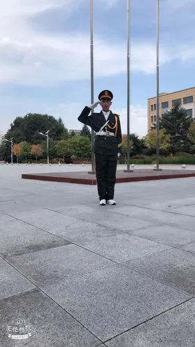 经棚一中国旗护卫队重组后首次震撼亮相