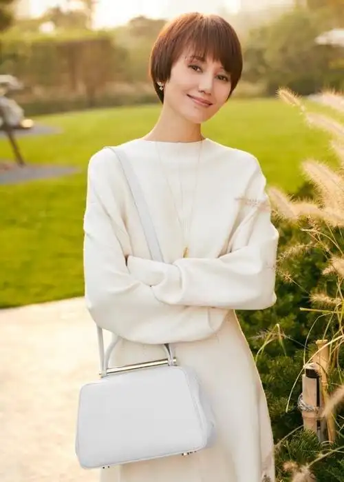 大部分的女强人,她们都留有一头干净利落的短发