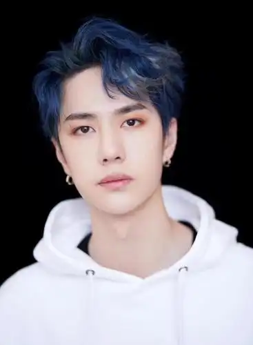 王一博个人资料_王一博演出经纪人联系_明星经纪库_演艺圈门户网