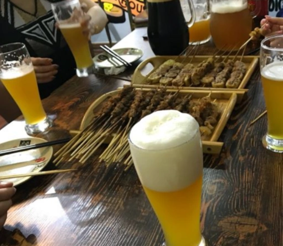 精酿啤酒搭配那种餐饮生意更好