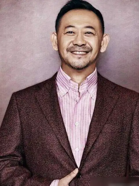 姜武为角色狂减30斤去精神病院体验生活与初恋携手35年