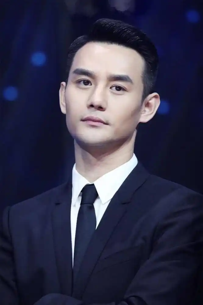 1982年8月18日-),出生于湖北武汉,毕业于中央戏剧学院,中国内地男演员