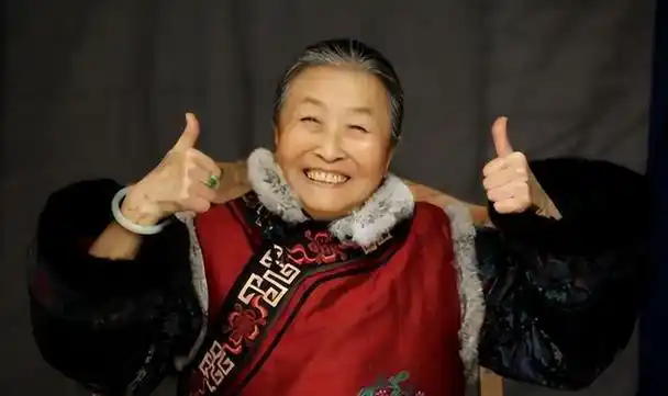 张少华|"丑娘"张少华:年轻时做下恶事,晚年的时候悔恨交加!