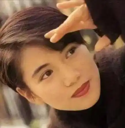香港曾红极一时的,短发女子你喜欢哪个!_电视剧_小姐_电影