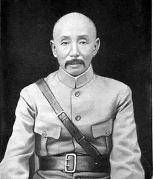 张作霖上任伊始,梁士诒标榜实行三大宗旨:一,树立外交政策;二,活动