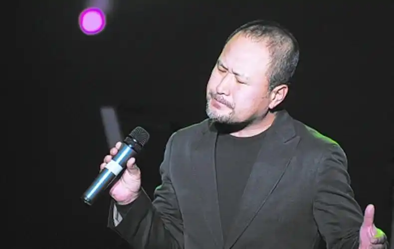 韩国歌手张镐哲,61岁的他苍老了许多,被不伦恋毁掉的乐坛好男人