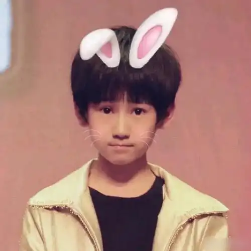 张真源是怎么长大的又名从小帅到大的张真源多图