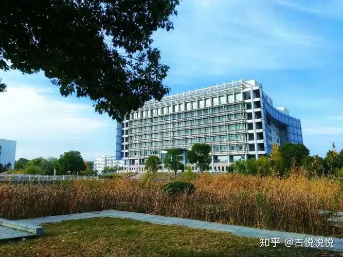 安徽财经大学的校园环境如何