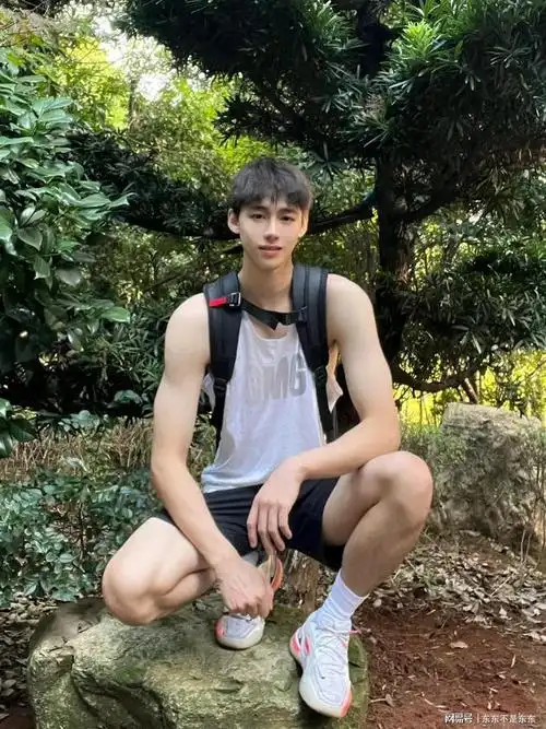 女生喜欢什么身材的男生?