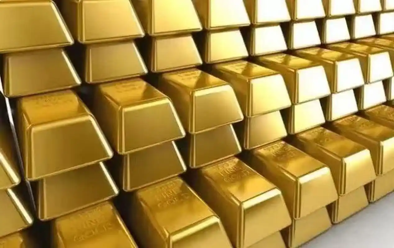 美国拒绝中国运回存放在其金库里的600吨黄金.