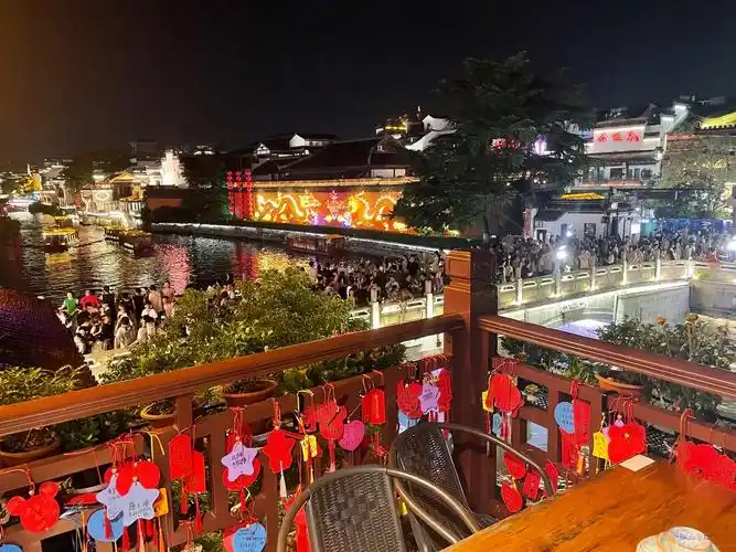 南京夫子庙,老门东网红打卡点夜景,人山人海人来人往. - 抖音