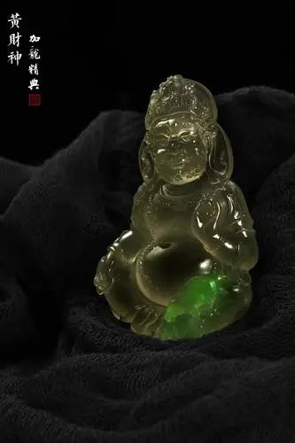 行路西藏 中得心源 — 加龙精典藏传佛像翡翠系列作品(下)