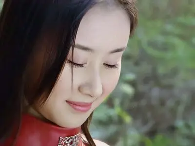 舒畅|《魔幻手机》