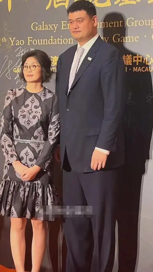 9月17日,姚明的老婆,太令人惊艳了!