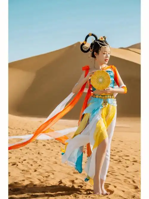 仙衣飘飘 一梦敦煌