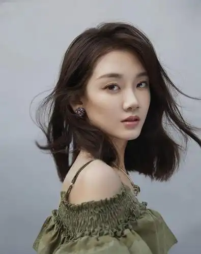 郑恺前女友微博沸腾了看到网友留言终于明白一个道理再见前任