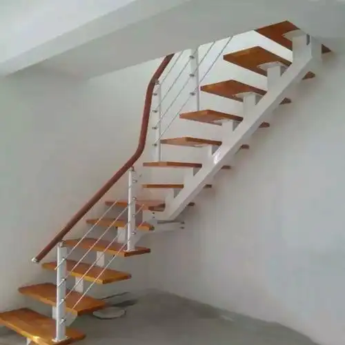 楼梯栏杆制作 艺术玻璃栏杆 整体钢木楼梯 粉色楼梯 直梁楼梯-搜了网