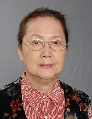 tvb"妈妈专业户"年轻旧照曝光 居然都这么好看