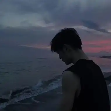 男生头像伤感孤独头像大全