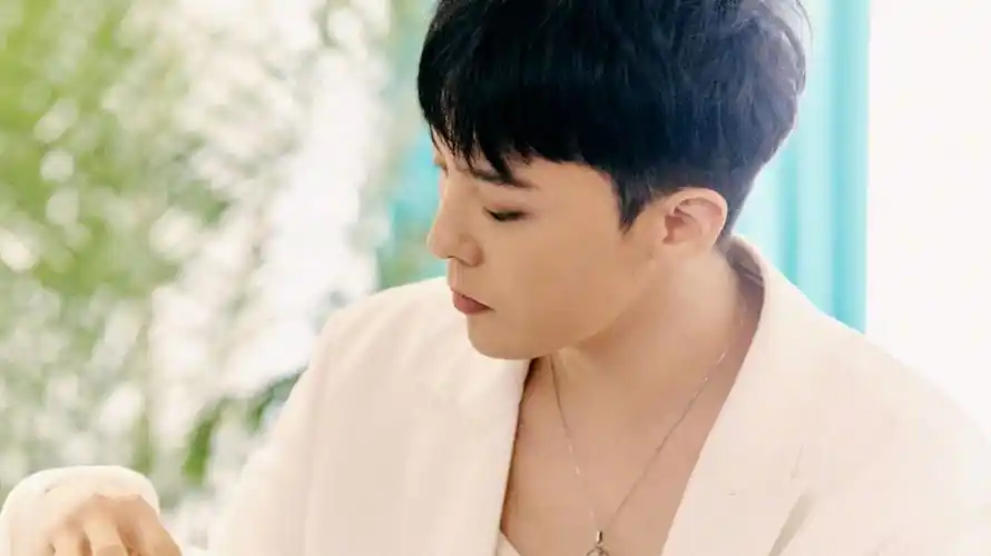 权志龙发微博回归在即,你期待吗?你最喜欢他哪个作品?