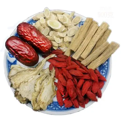 补气血的方子有很多,其中最常见的,当属黄芪 当归了,这当归咱们前两天